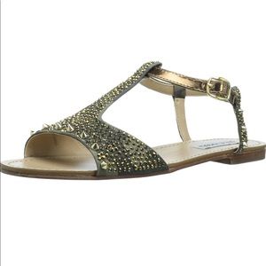 Steve Madden Camo Sandal Size 6
